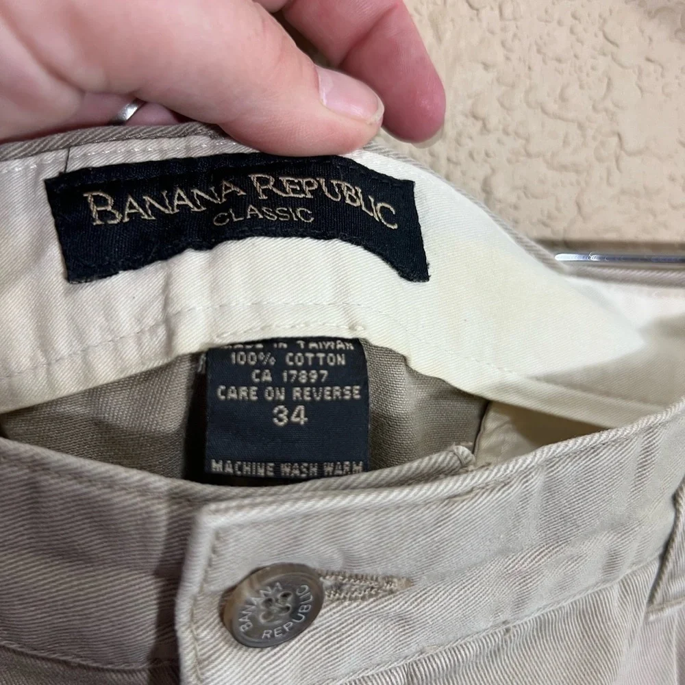 Banana Republic Classic Men's Flat Front Shorts